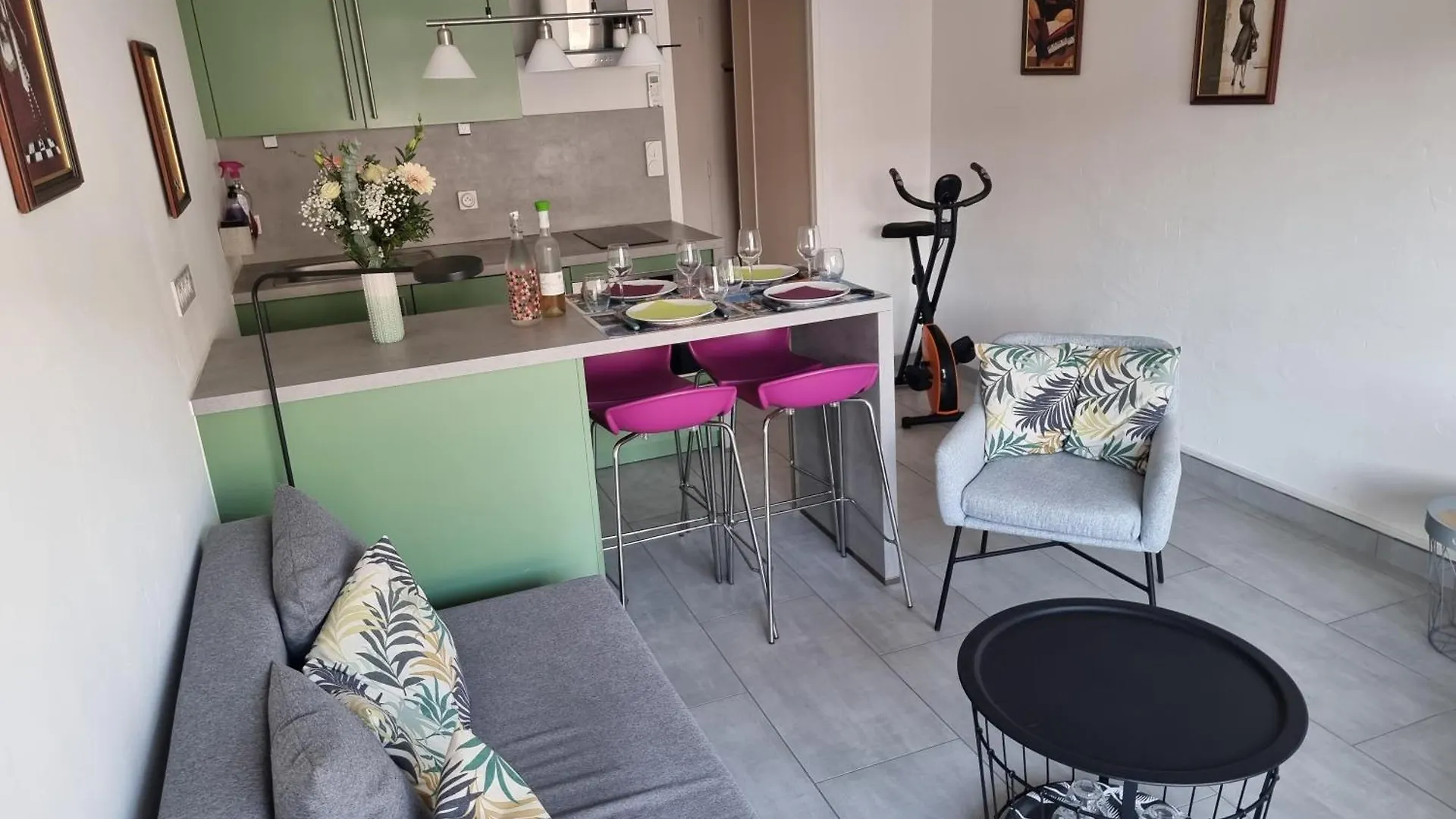 Bandol T2 Hyper Centre Rue Calme Apartment 0*,