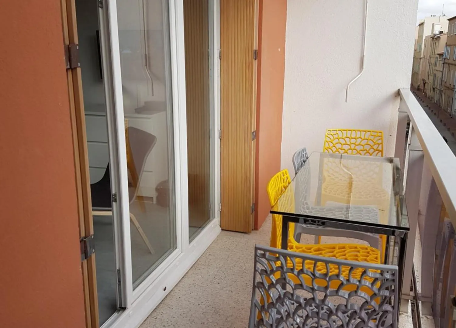 Bandol T2 Hyper Centre Rue Calme Apartment